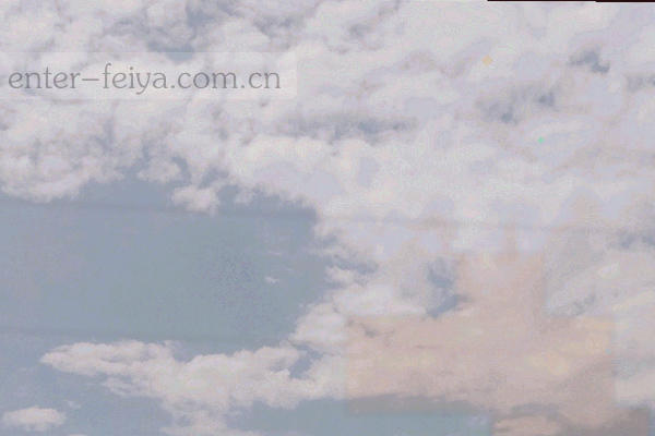 动态模糊的数据流线条，代表实时信号的快速传输与更新